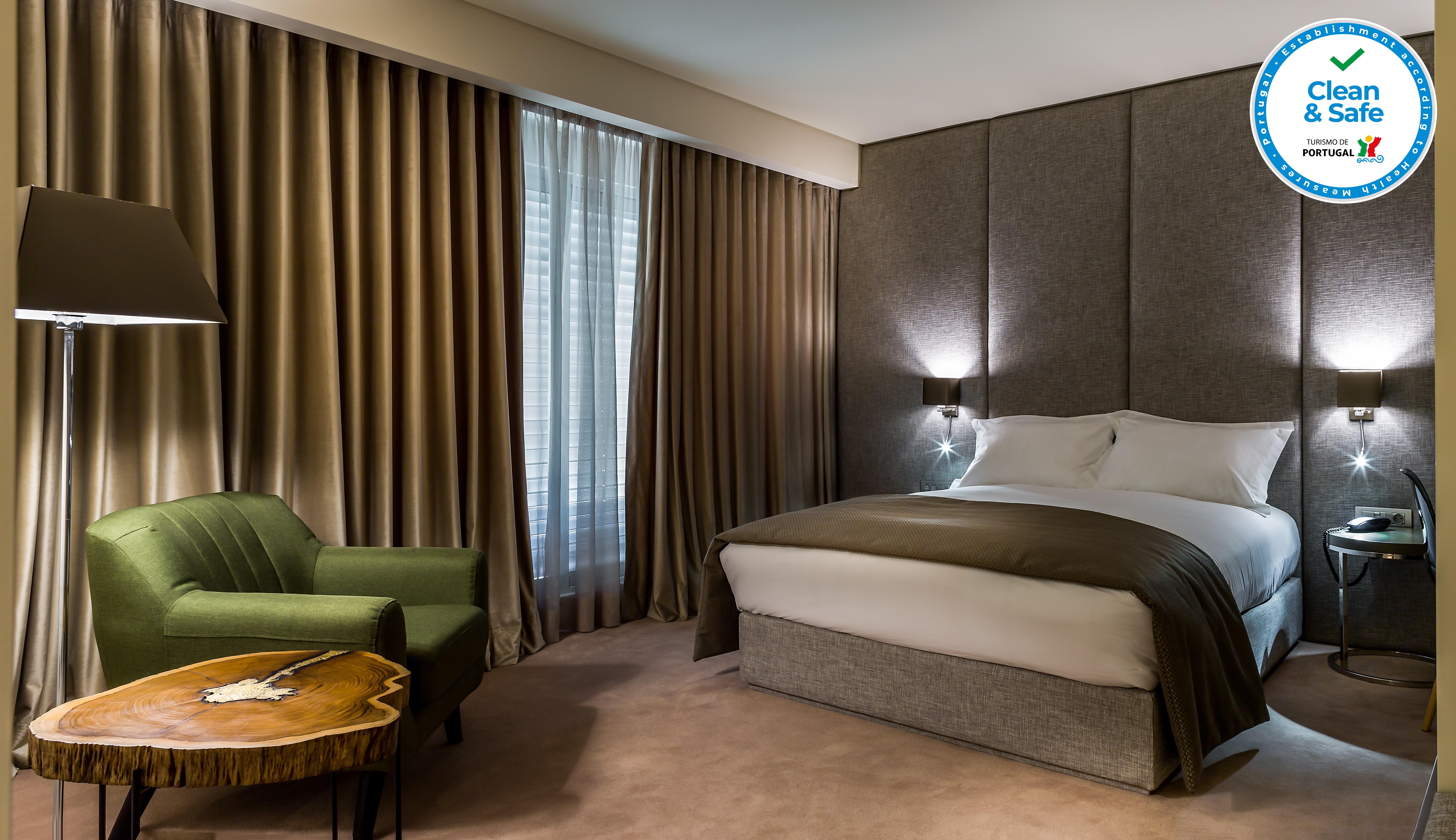 4615 Hotel 4*