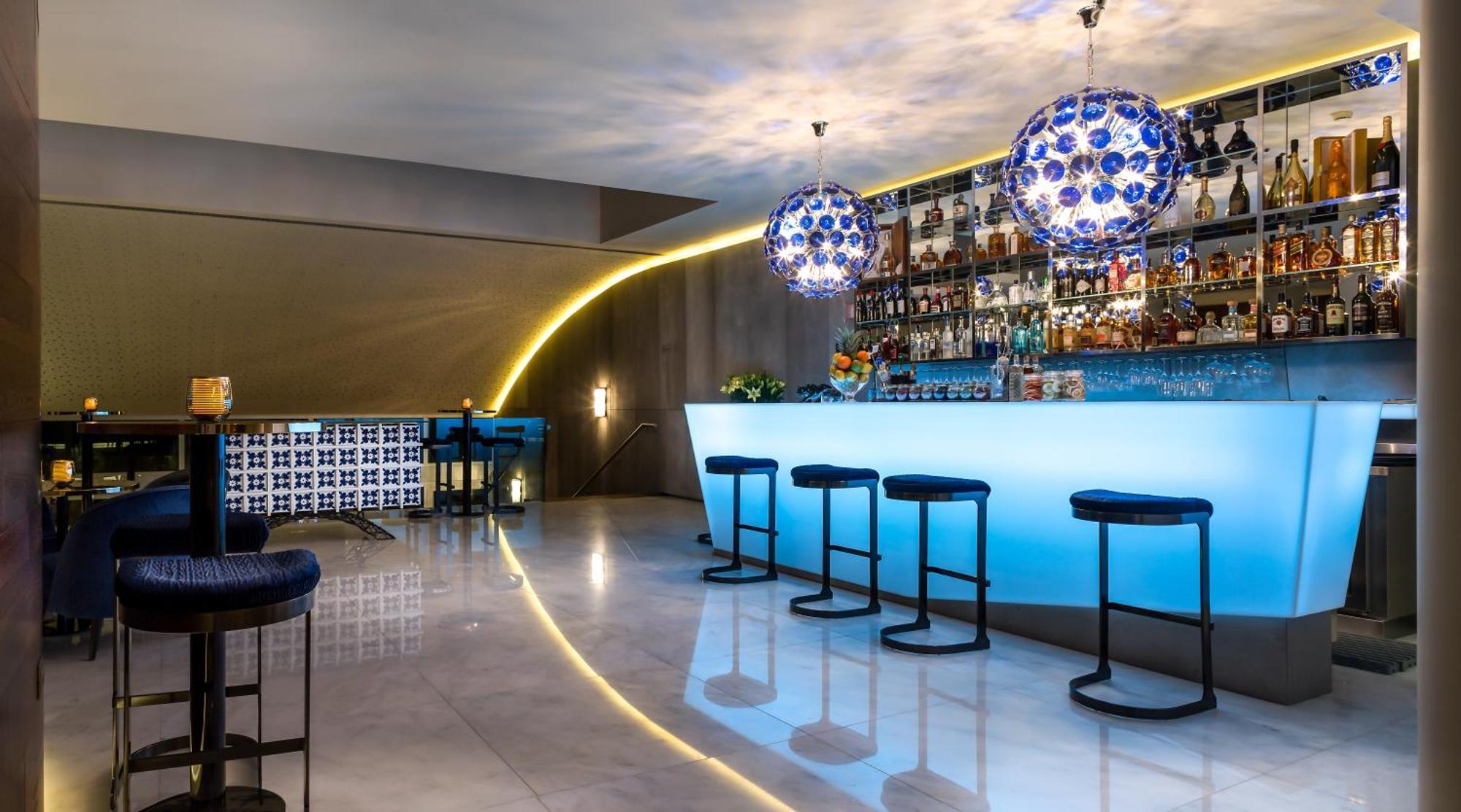 Hotel 4615